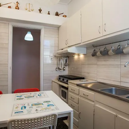 Oda ve Kahvaltı Petaluda House 1 Atina